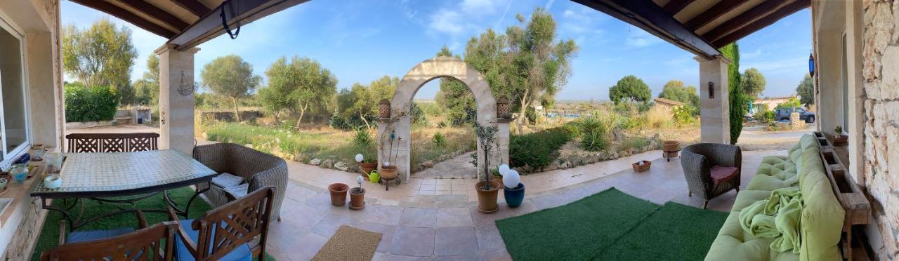 Finca Es Velar Santanyí Buitenkant foto