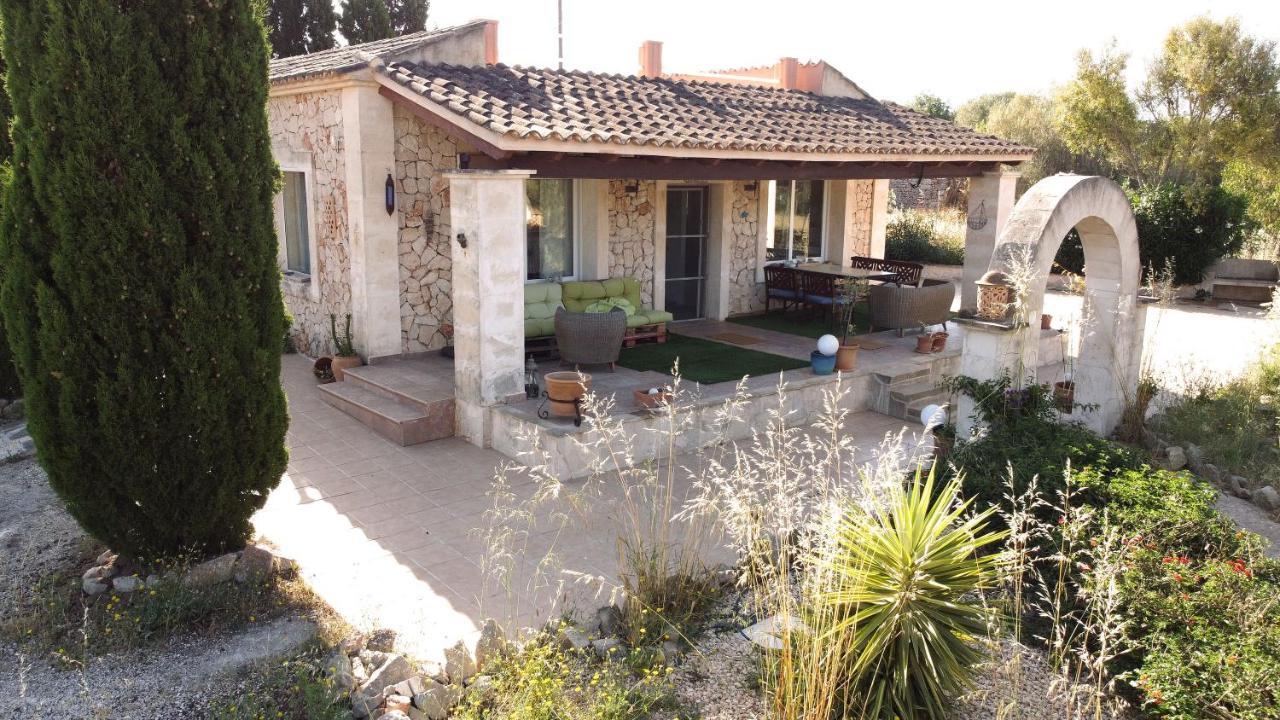 Finca Es Velar Santanyí Buitenkant foto