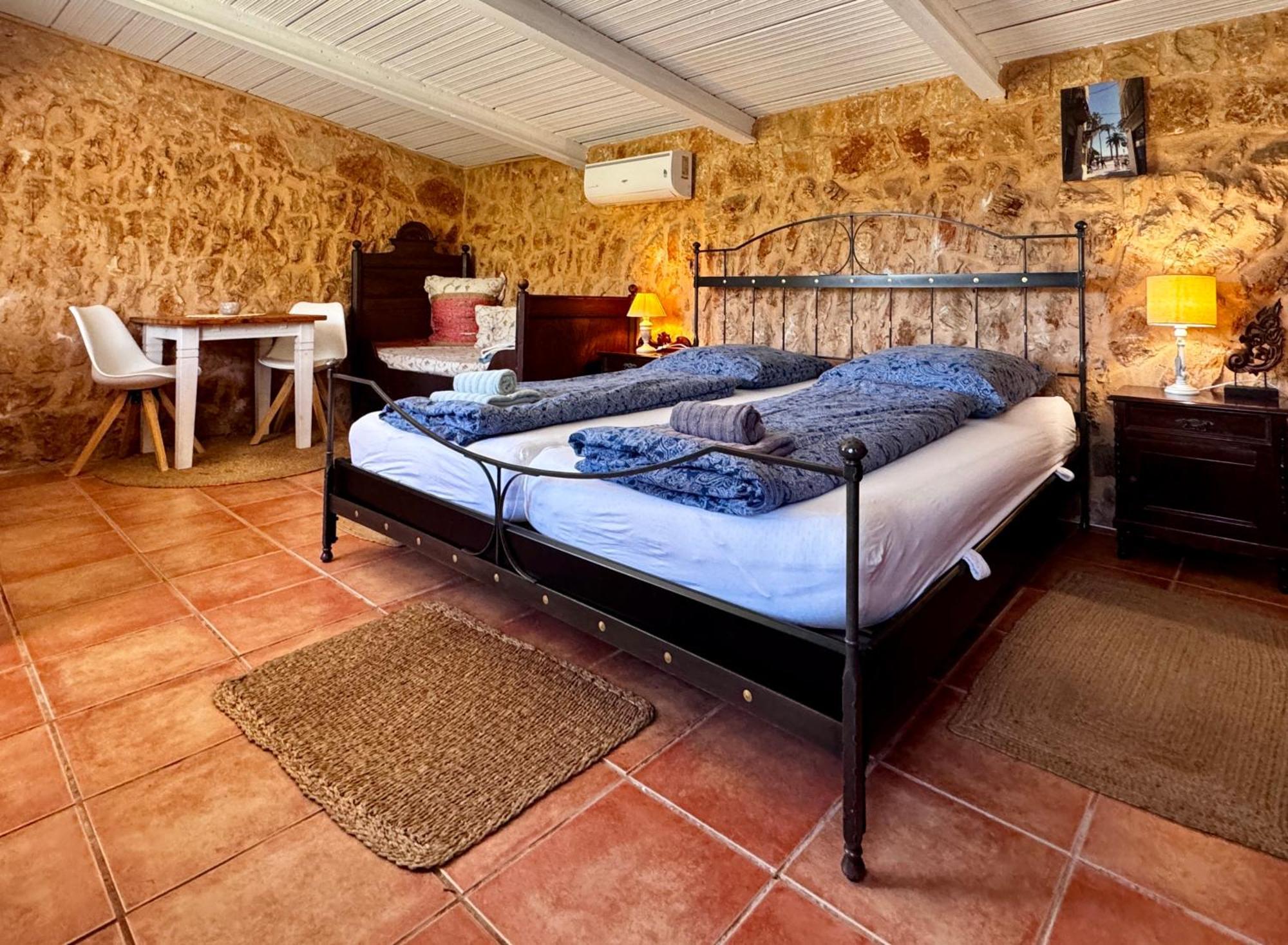 Finca Es Velar Santanyí Buitenkant foto